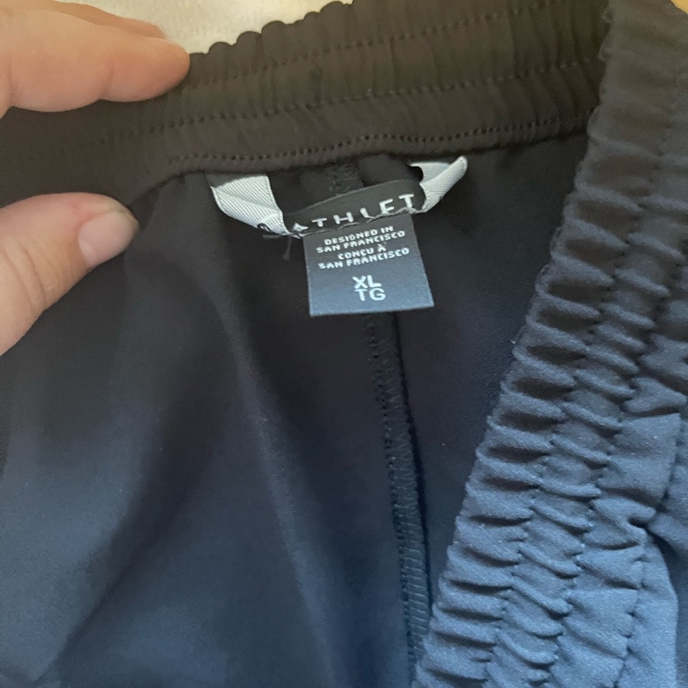 Athleta Promenade Cargo Pant in Black
